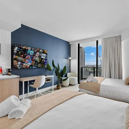 Free Parking! Stylish Studios W City Views